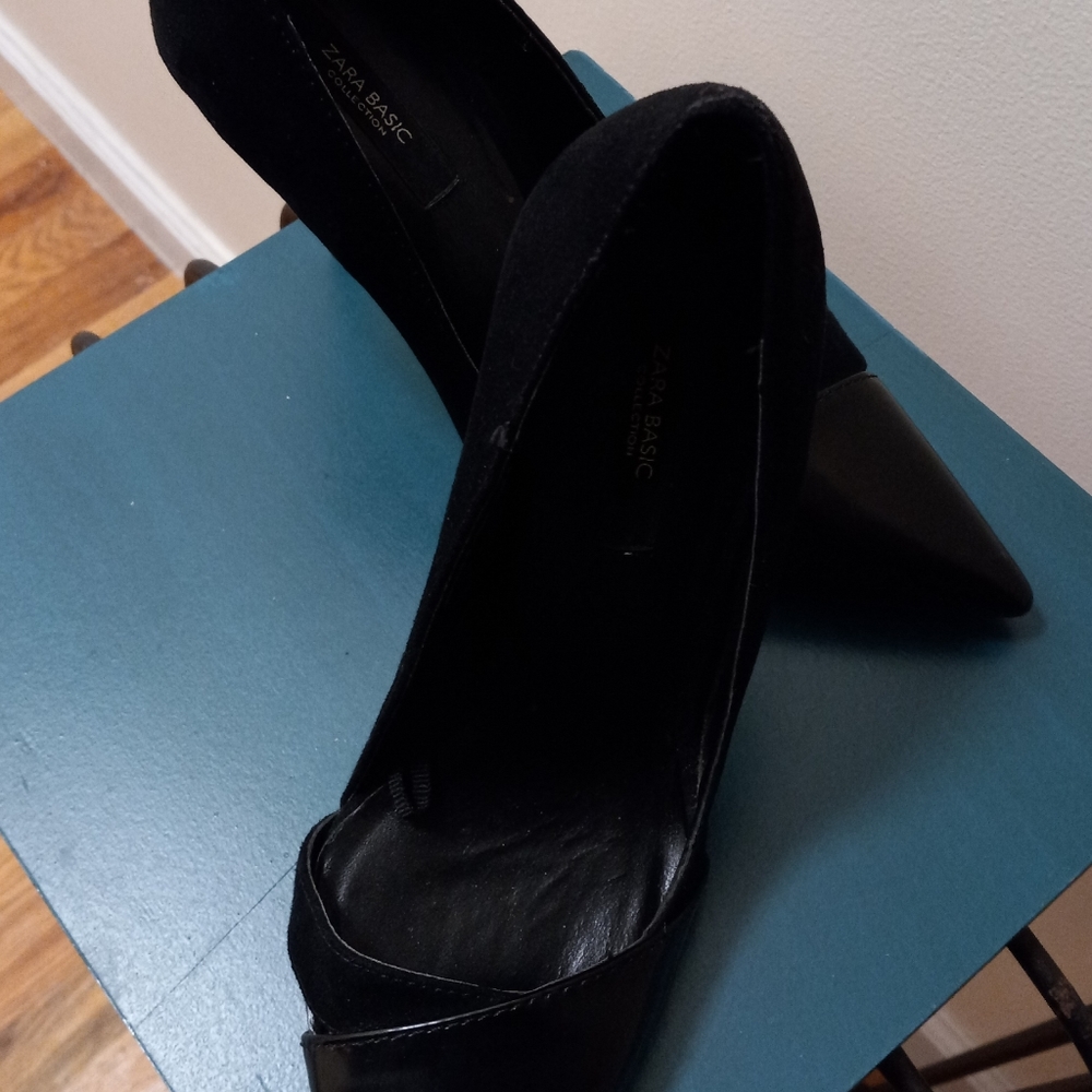 Point toe pump - Picture 2 of 7